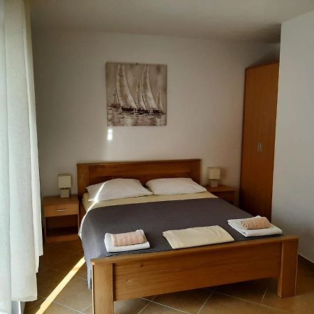 Apartments Nina Promajna Luaran gambar
