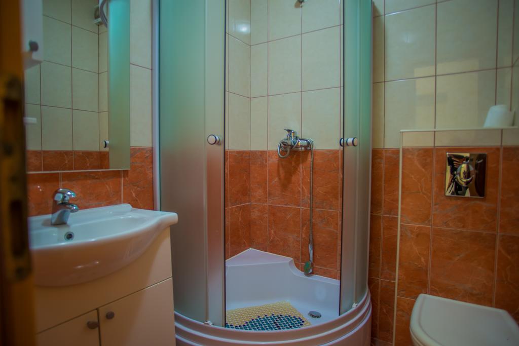 Apartments Nina Promajna Luaran gambar