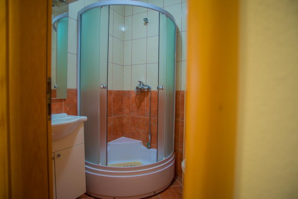 Apartments Nina Promajna Luaran gambar